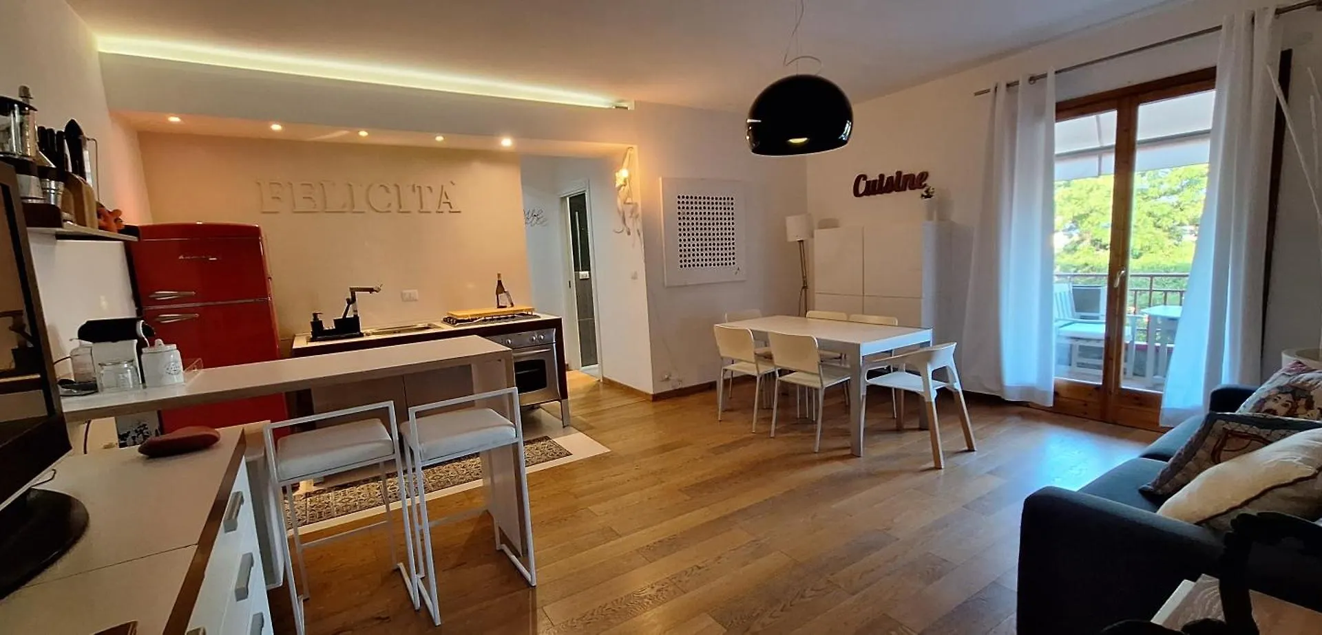 Апартаменты Holiday Home Family Джардини-Наксос